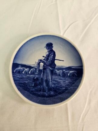 8 Royal Copenhagen mini bordjes